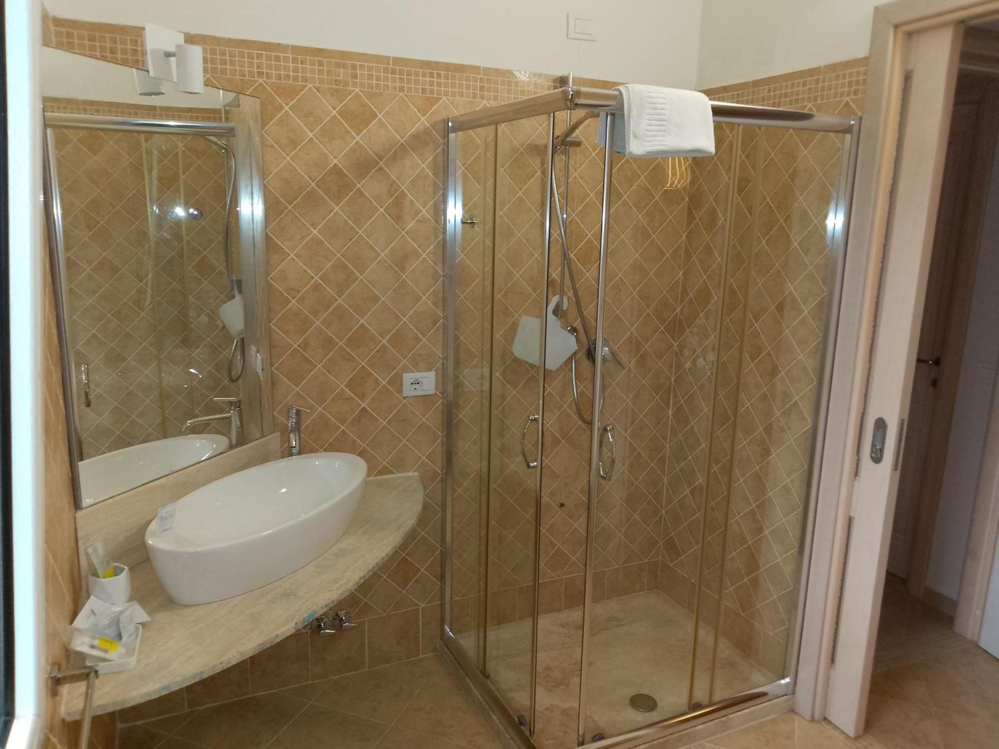 Villa Florida - Prestige Exclusive Rooms & Luxury Villas San Teodoro  Ngoại thất bức ảnh